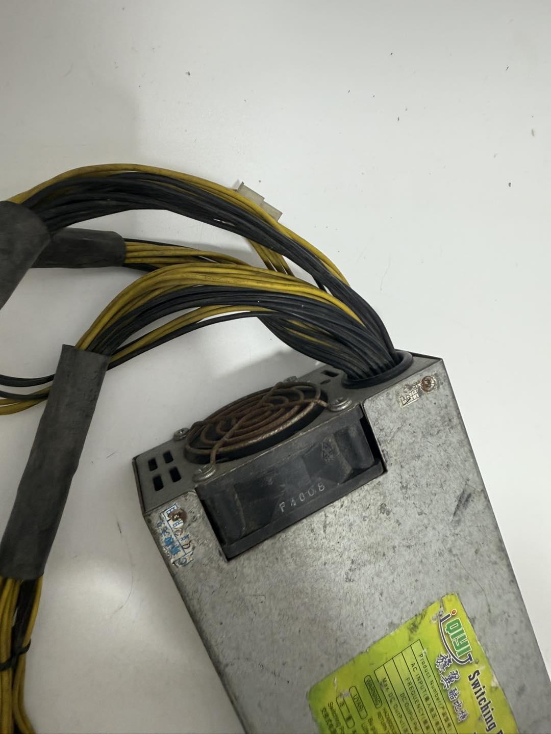 Antminer Bitmain S9 14.0T Psu Miner 2. El Antminer Bitmain S9 14.0T Psu Miner 2. El