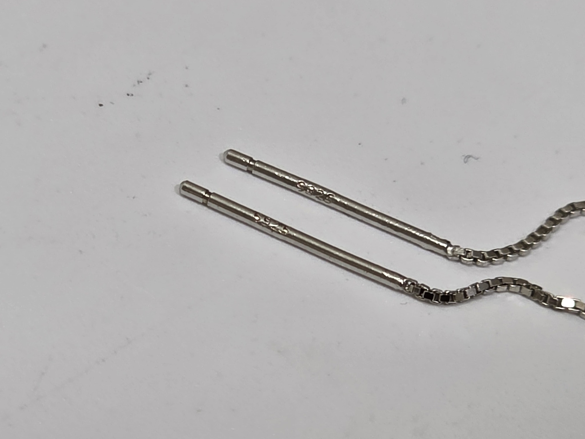 Ashiqi Doğal Barok İnci 925 Ayar Gümüş Küpe 1,45 Gram Ashiqi Doğal Barok İnci 925 Ayar Gümüş Küpe 1,45 Gram
