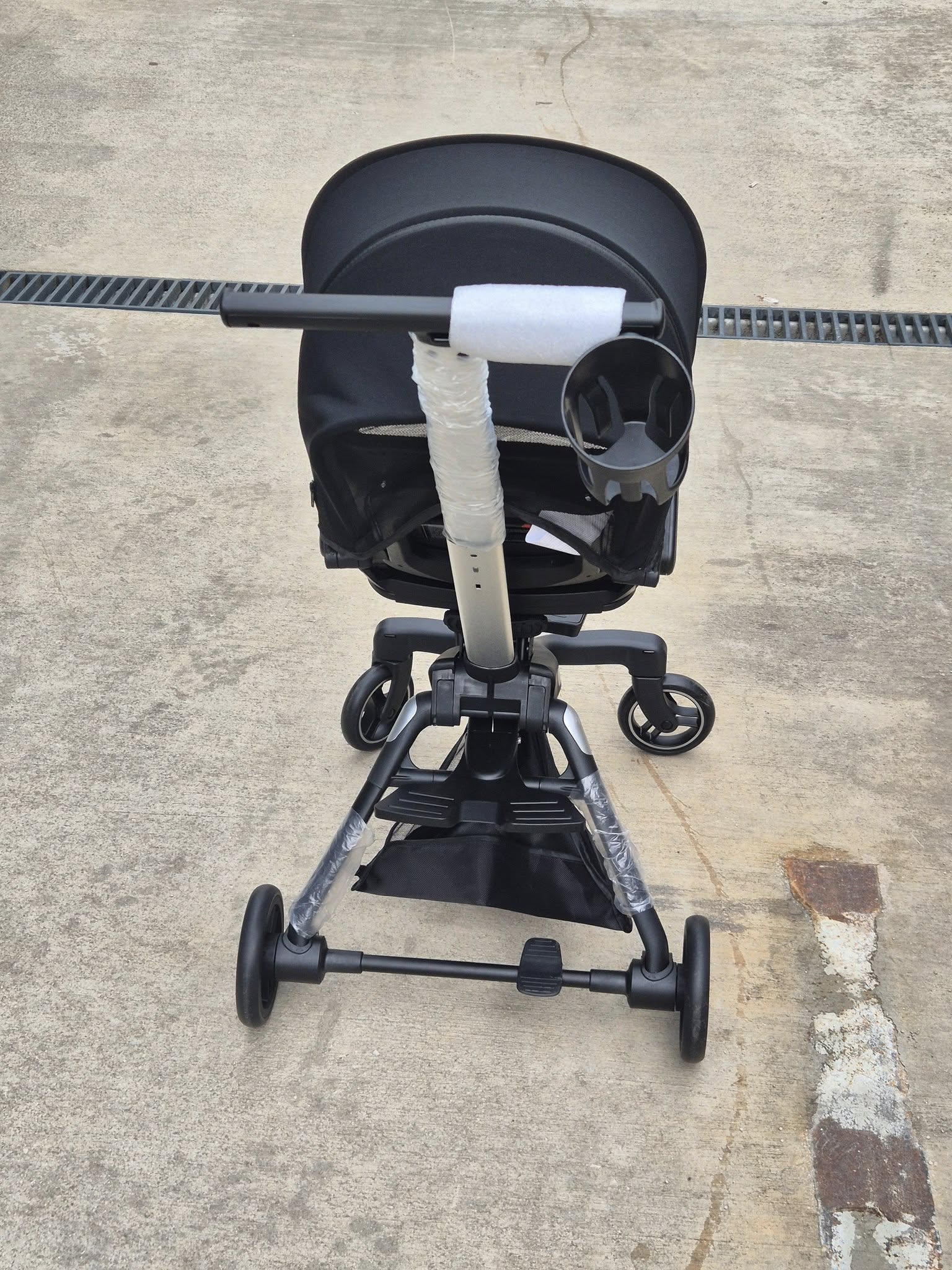 Baby Dearest 360 Derece Dönebilen Çift Yönlü Kabin Bebek Arabası Baby Dearest 360 Derece Dönebilen Çift Yönlü Kabin Bebek Arabası