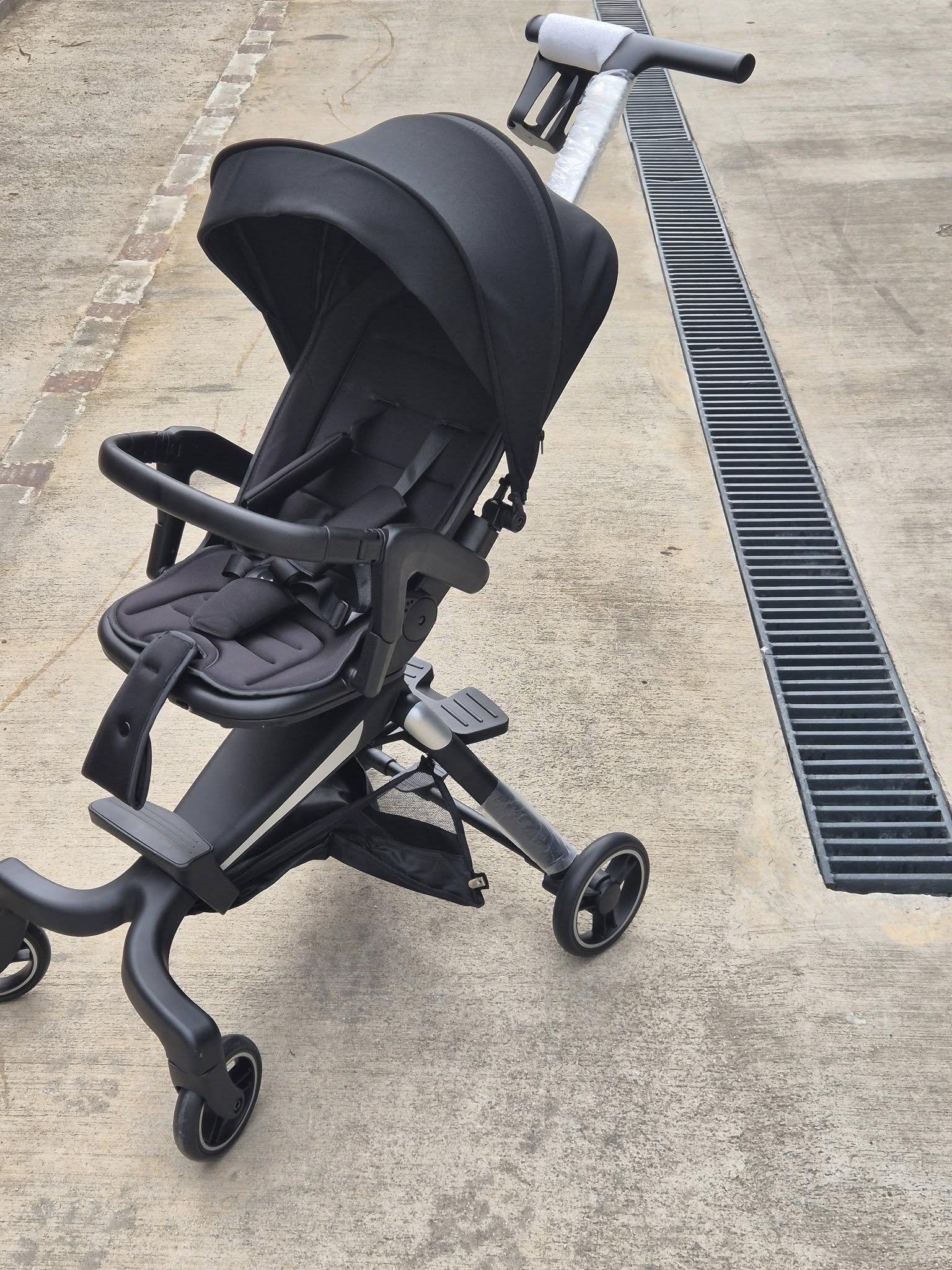 Baby Dearest 360 Derece Dönebilen Çift Yönlü Kabin Bebek Arabası Baby Dearest 360 Derece Dönebilen Çift Yönlü Kabin Bebek Arabası