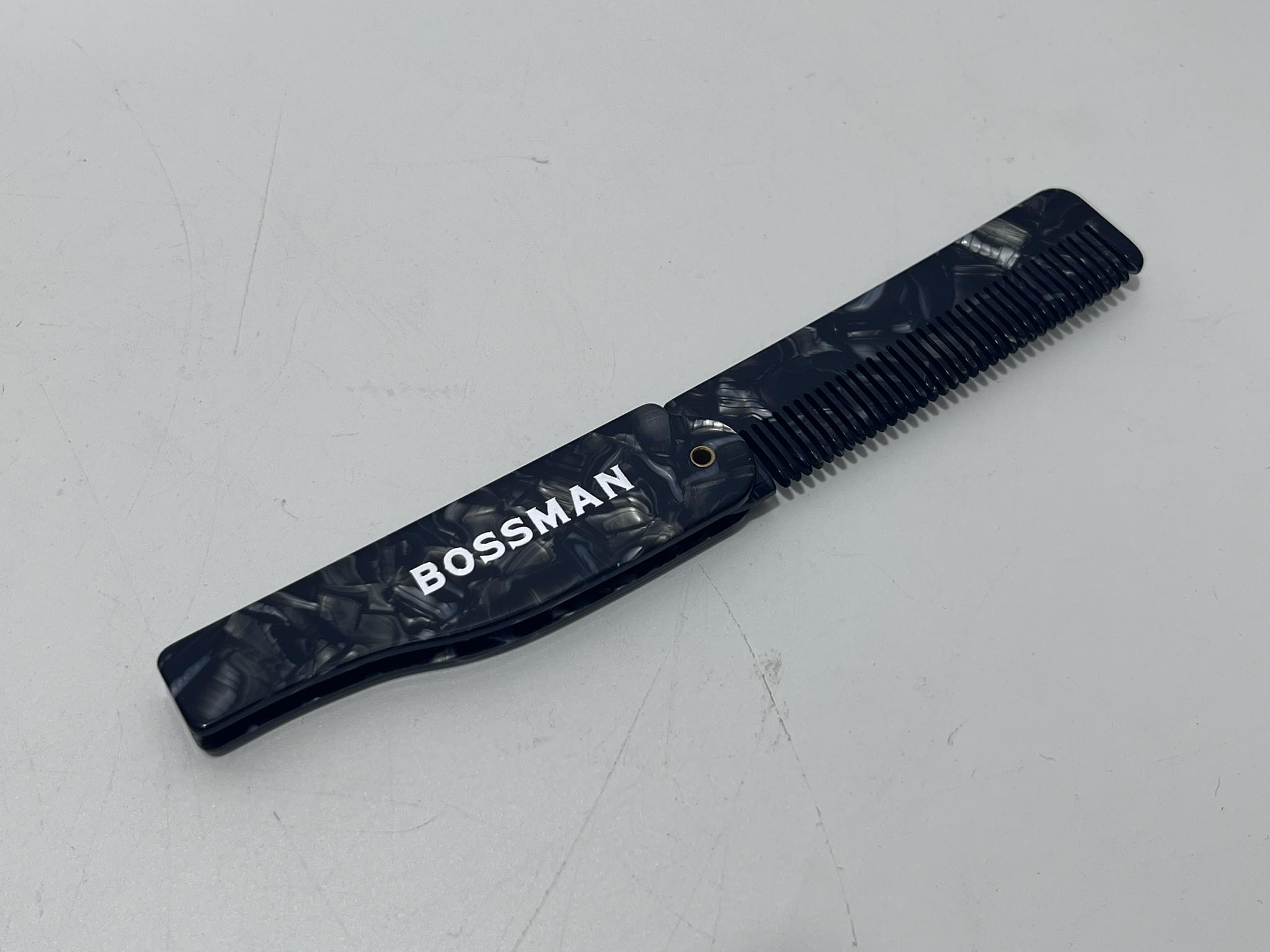 Bossman Katlanabilir Bıyık Sakal Tarağı 3,5`` Bossman Katlanabilir Bıyık Sakal Tarağı 3,5``