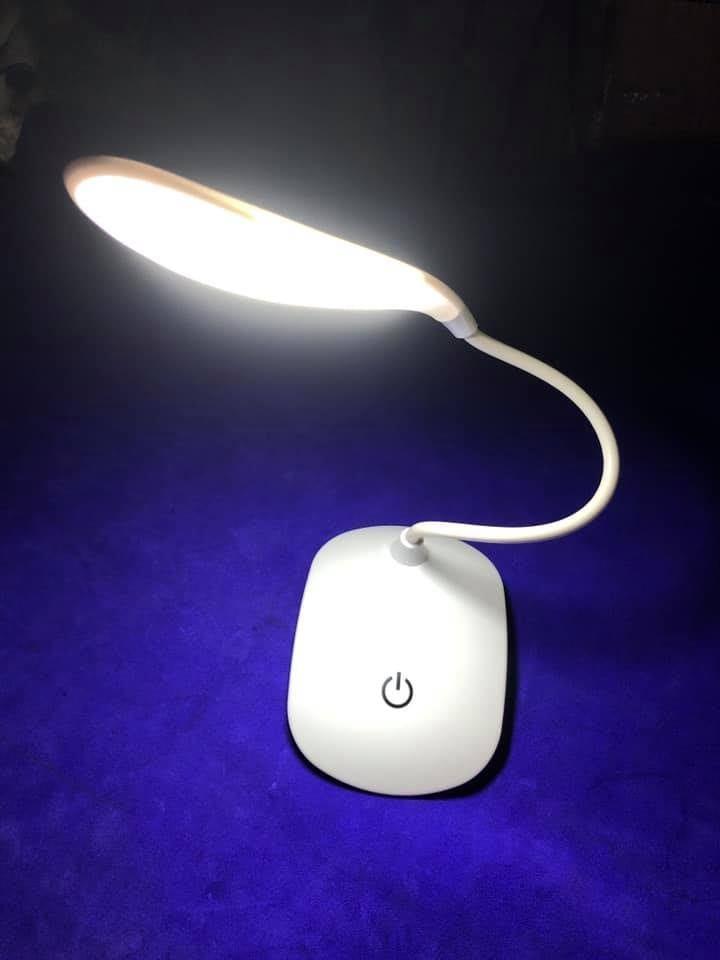 Dokunmatik Led Masa Lambası - Portatif Pilli Lamba Dokunmatik Led Masa Lambası - Portatif Pilli Lamba