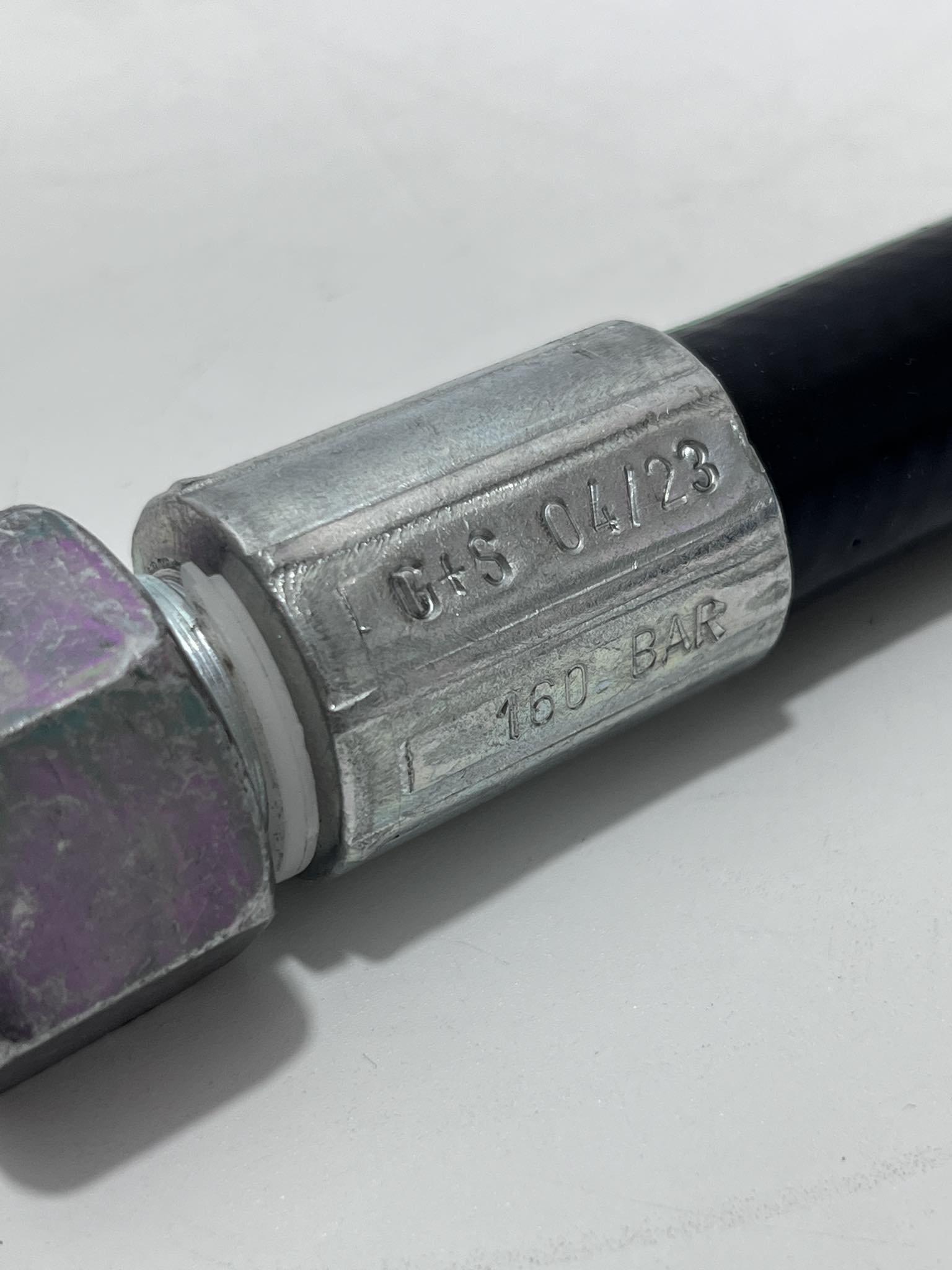 Hiflex 122-8 Hidrolik Hortum DN12 x 330 mm Hiflex 122-8 Hidrolik Hortum DN12 x 330 mm