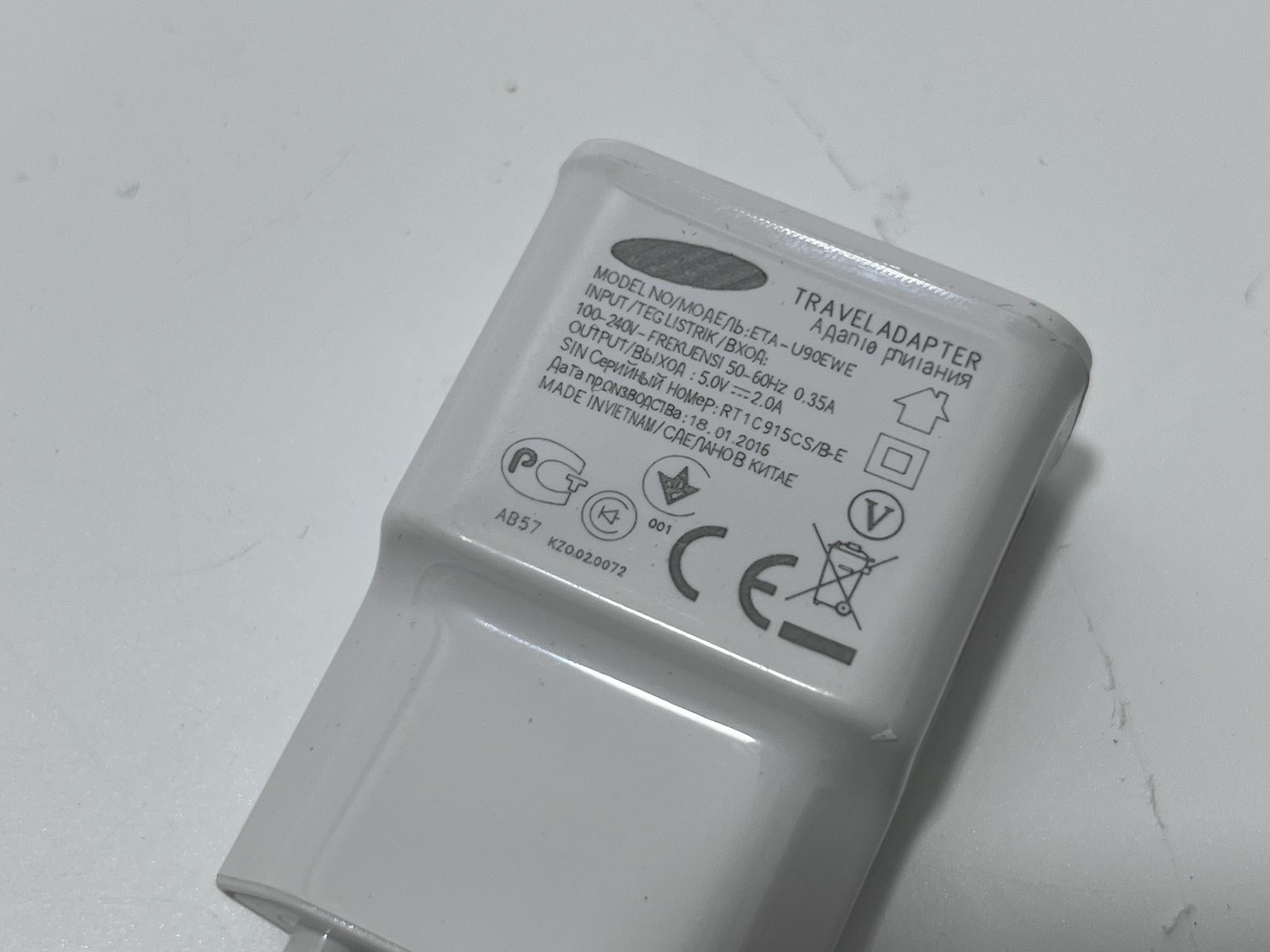 Hızlı Şarj Adaptörü 5V 2A Hızlı Şarj Adaptörü 5V 2A