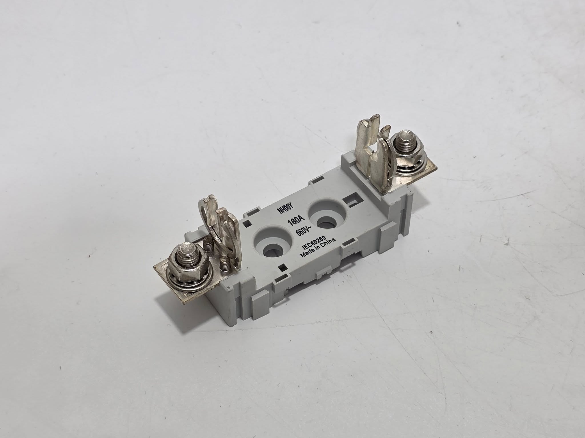 HRC NH00 Tipi Sigorta Tabanı 660V 160A (1 Adet) HRC NH00 Tipi Sigorta Tabanı 660V 160A (1 Adet)