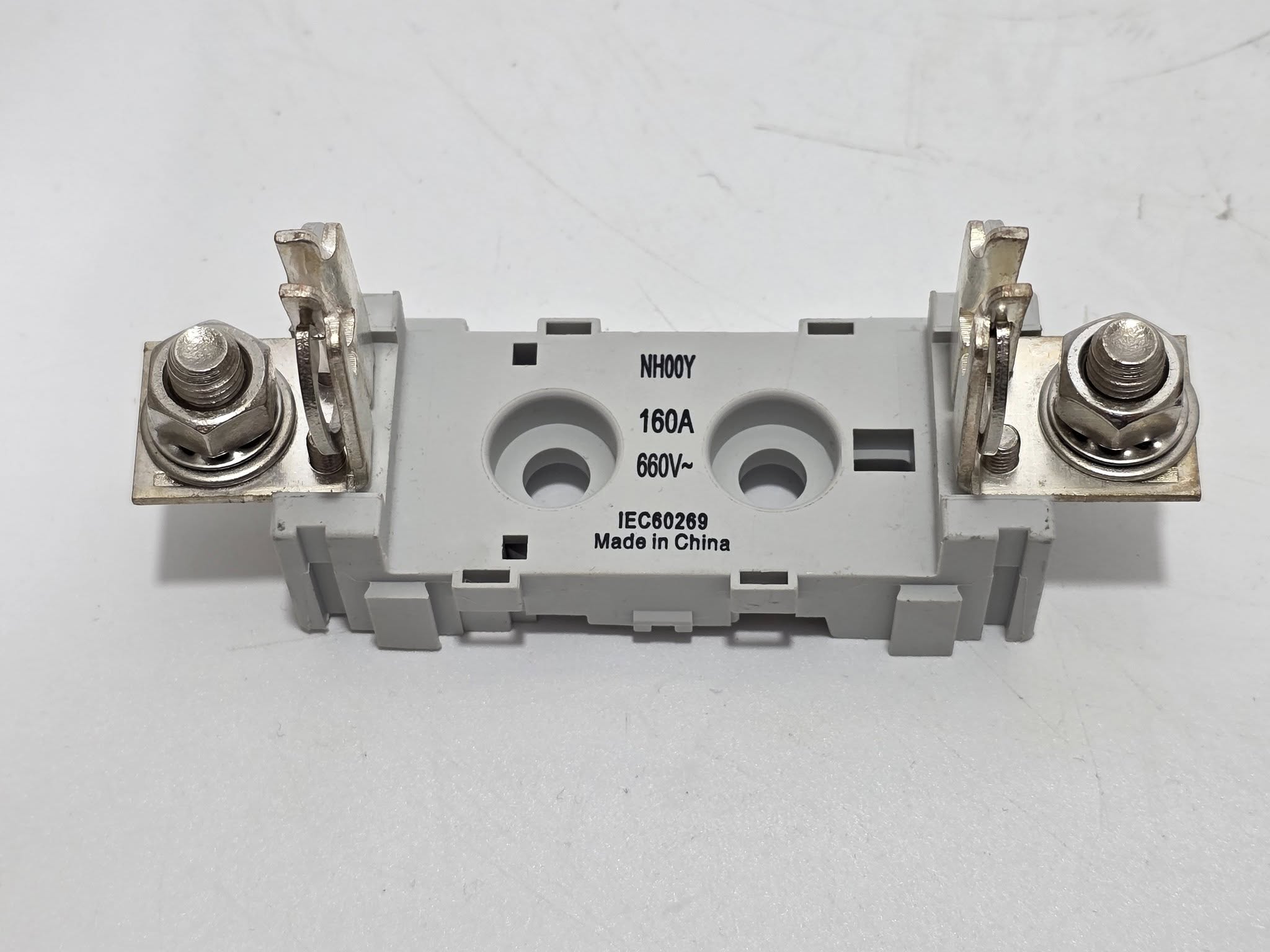 HRC NH00 Tipi Sigorta Tabanı 660V 160A (1 Adet) HRC NH00 Tipi Sigorta Tabanı 660V 160A (1 Adet)