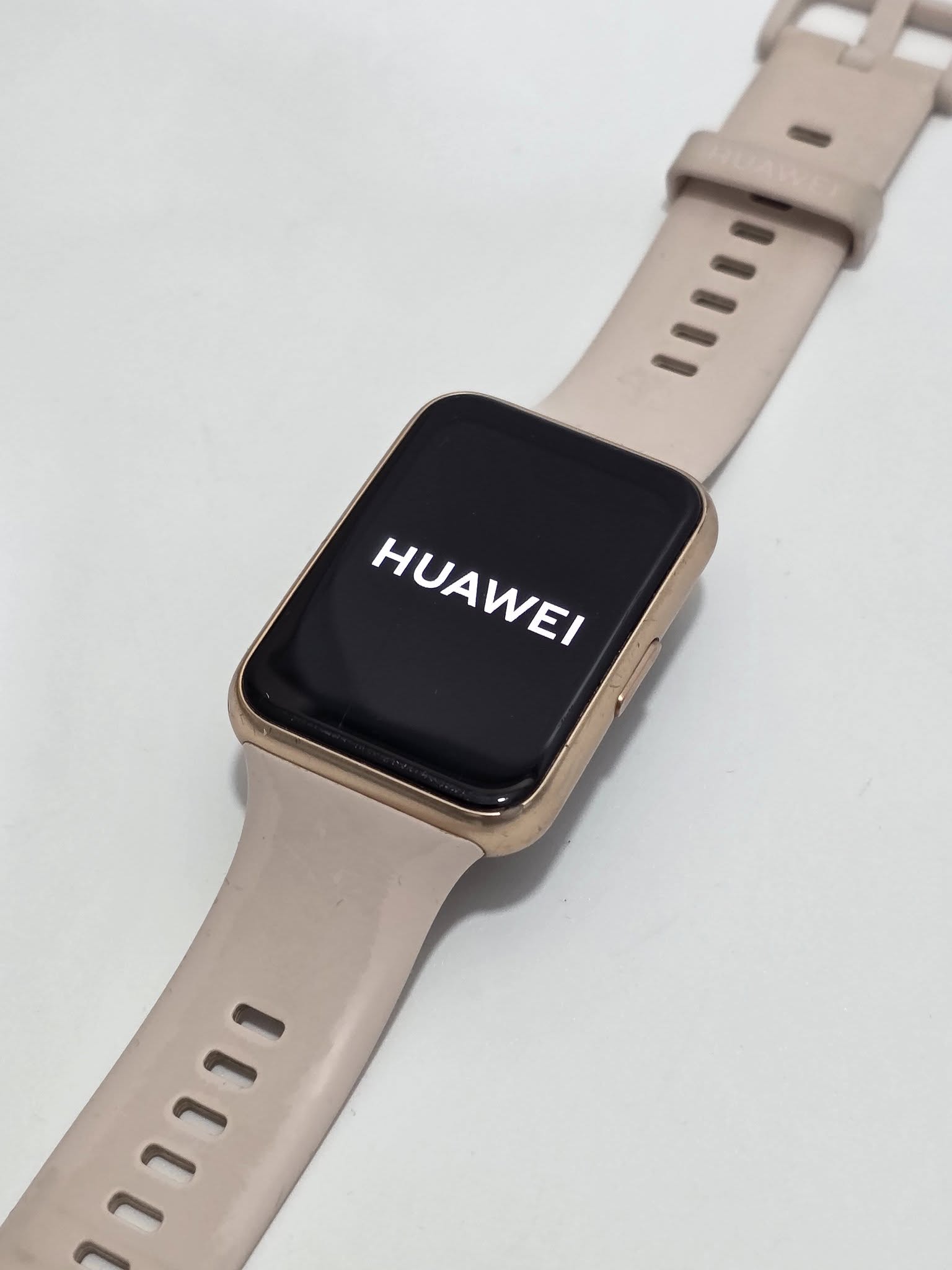 Huawei Watch Fit 2 Akıllı Kol Saati YDA-B09S W007 Huawei Watch Fit 2 Akıllı Kol Saati YDA-B09S W007
