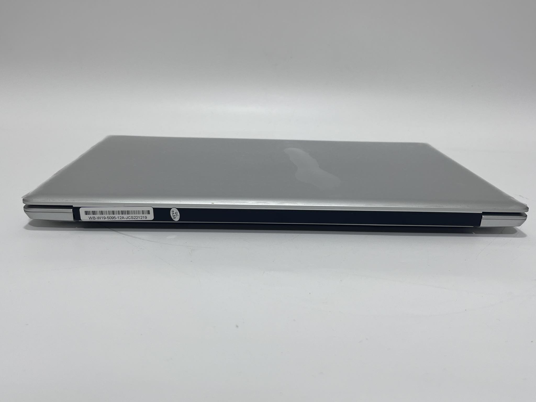 Intel N5095A 12GB 240GB SSD 15.6 Intel N5095A 12GB 240GB SSD 15.6