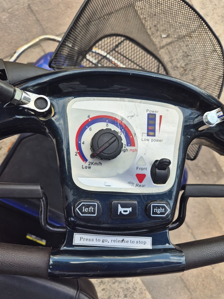 JH01 Elektrikli 4 Teker Tenteli Scooter JH01 Elektrikli 4 Teker Tenteli Scooter