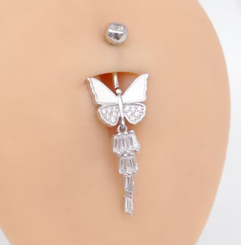 Kelebek Temalı 925 Ayar Gümüş Göbek Piercing Küpe Kelebek Temalı 925 Ayar Gümüş Göbek Piercing Küpe