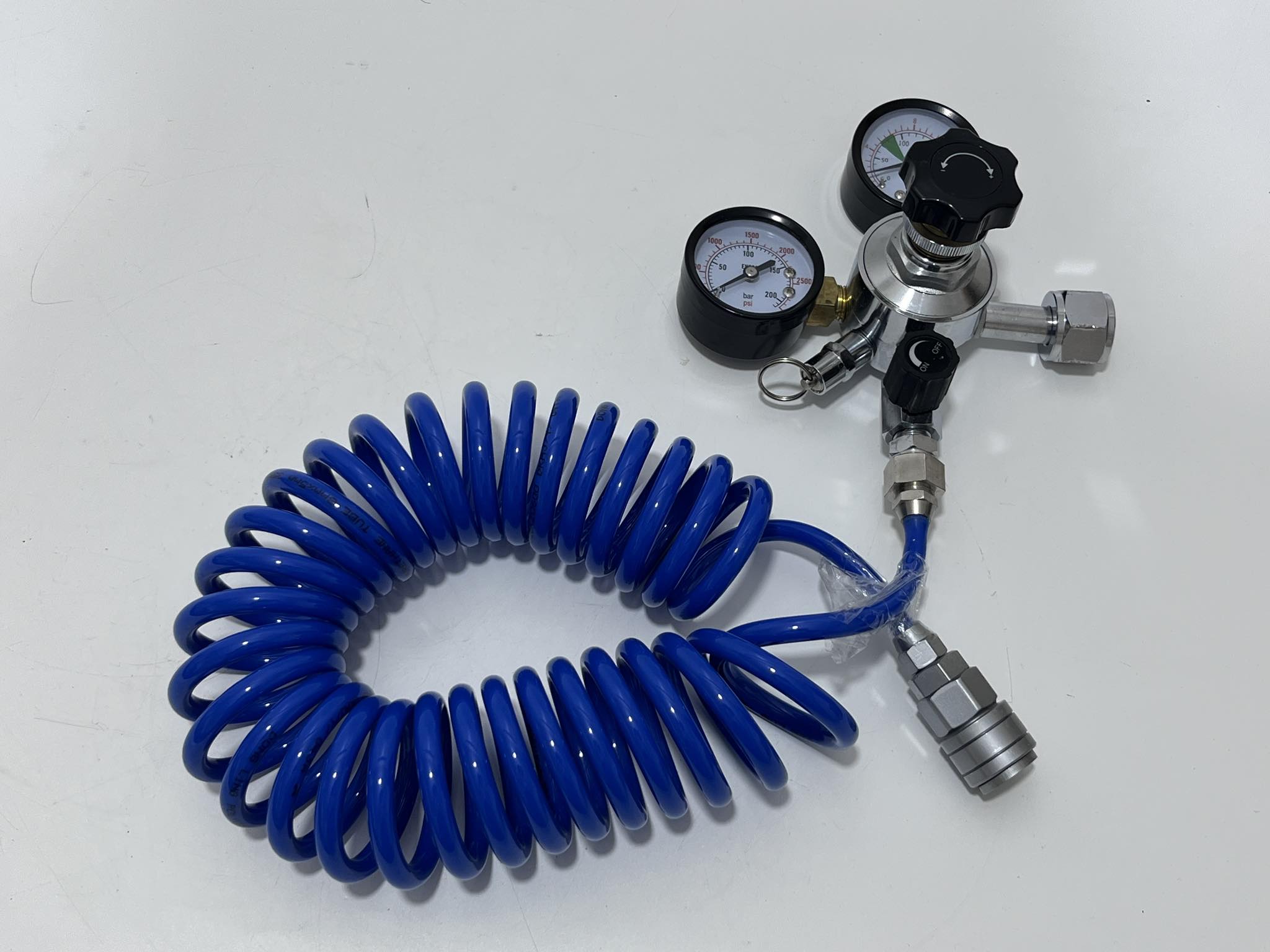 Kontrol Valfli Co2 Regülatörü (Sarmal Borulu) Kontrol Valfli Co2 Regülatörü (Sarmal Borulu)