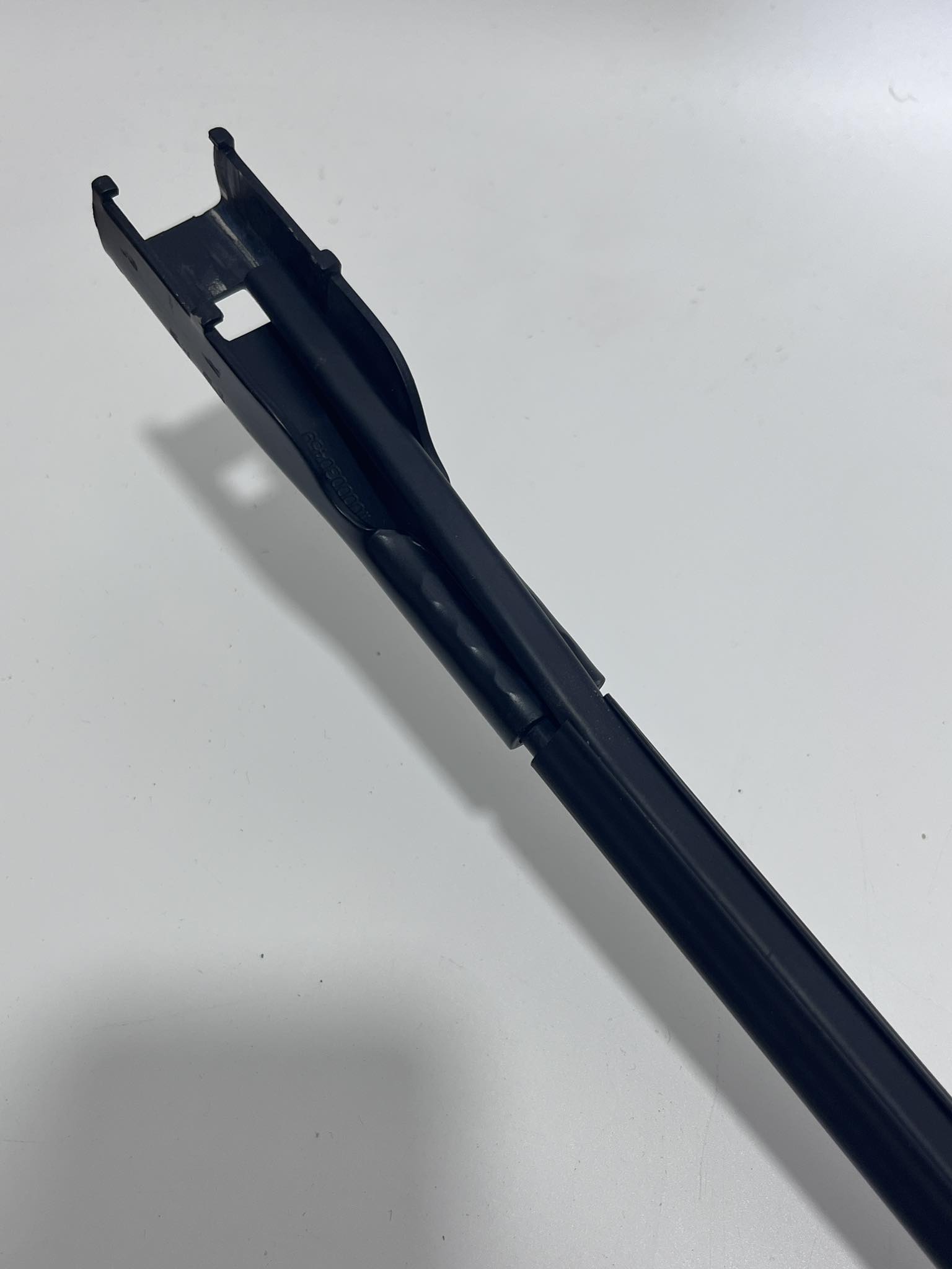 Mercedes Otobüs Silecek Kolu A0018207844 Mercedes Otobüs Silecek Kolu A0018207844