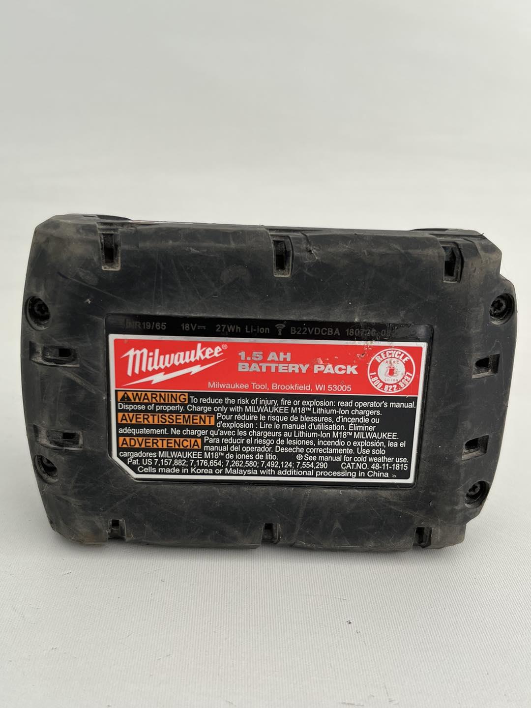 Milwaukee 18V 1.5Ah Li-ion Akü 48111815 2.El Milwaukee 18V 1.5Ah Li-ion Akü 48111815 2.El