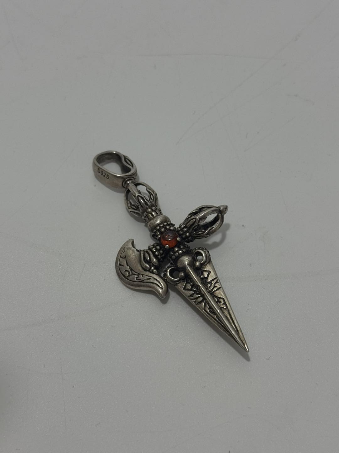 Mırzak Motifli 925 Ayar Gümüş Kolye Ucu 25,3 Gram Mırzak Motifli 925 Ayar Gümüş Kolye Ucu 25,3 Gram