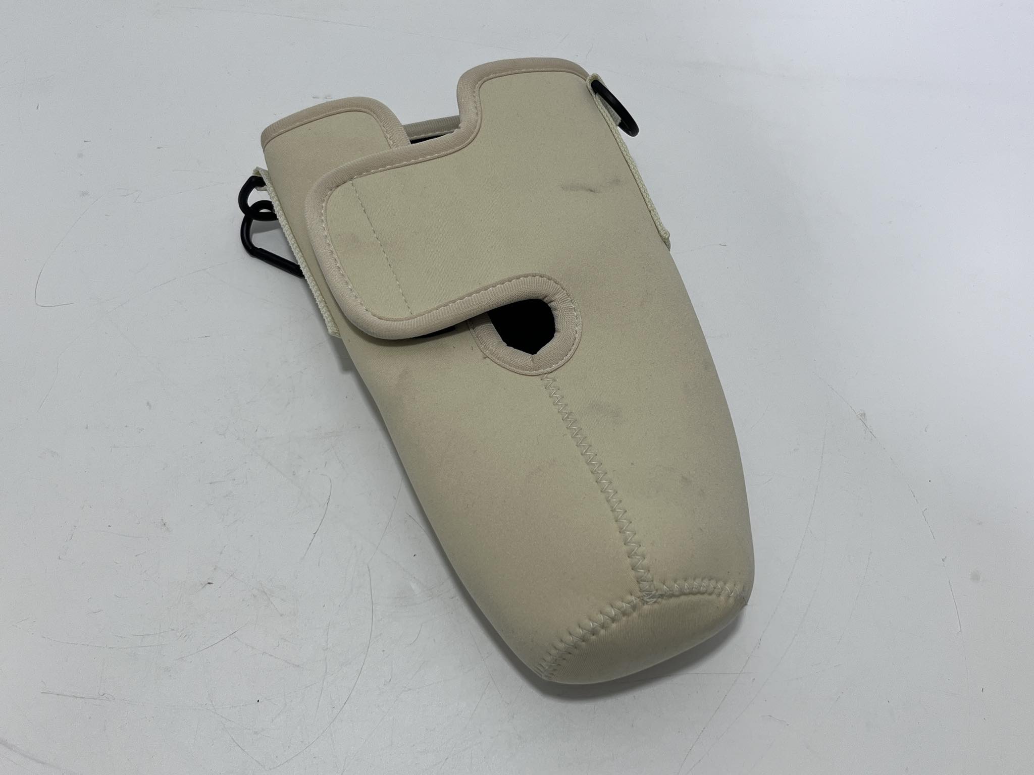 Neopren Termos Omuz Taşıma Çantası Neopren Termos Omuz Taşıma Çantası