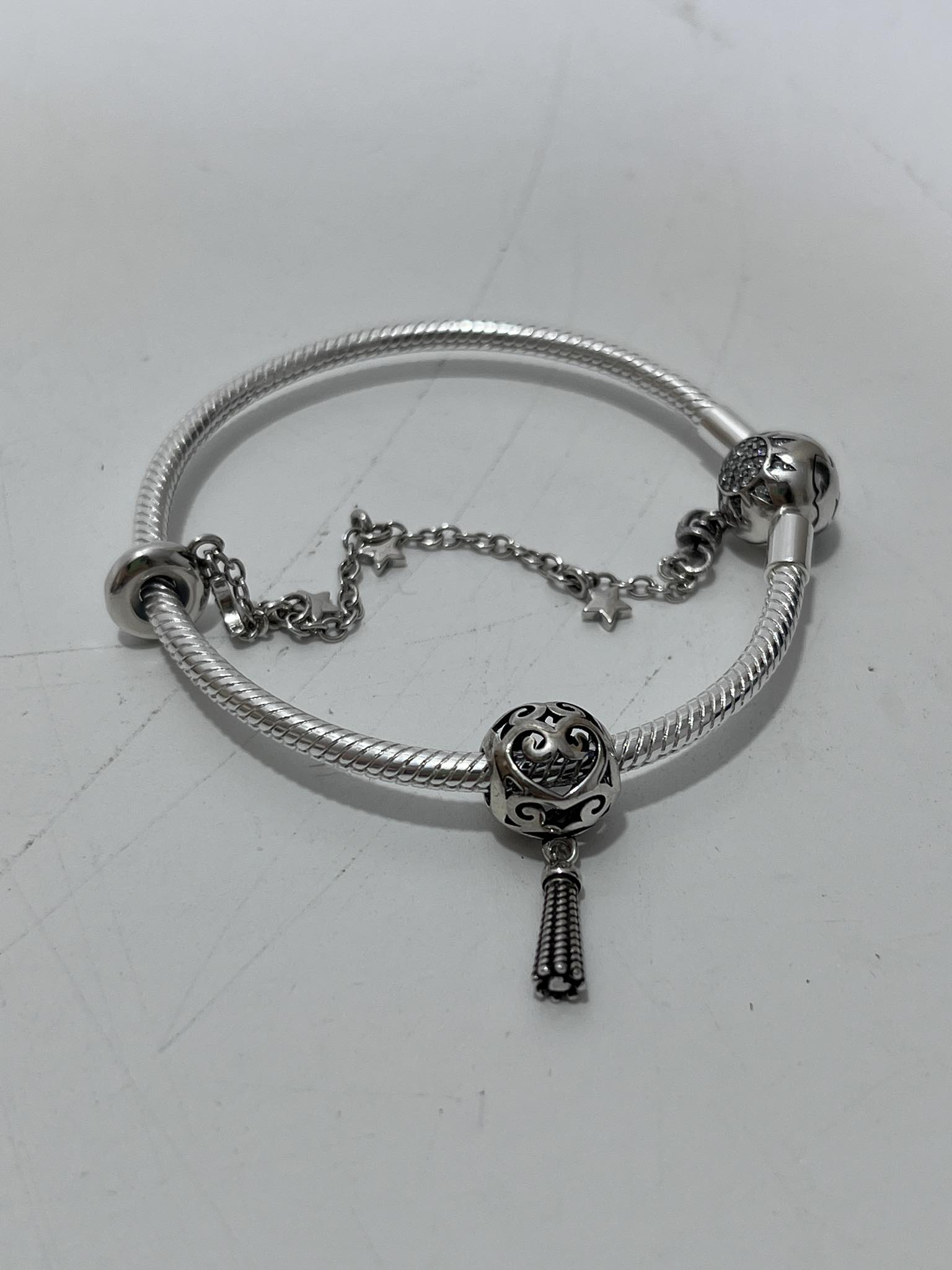 Pandora Model 925 Ayar Gümüş Bileklik 14,90 Gram Pandora Model 925 Ayar Gümüş Bileklik 14,90 Gram