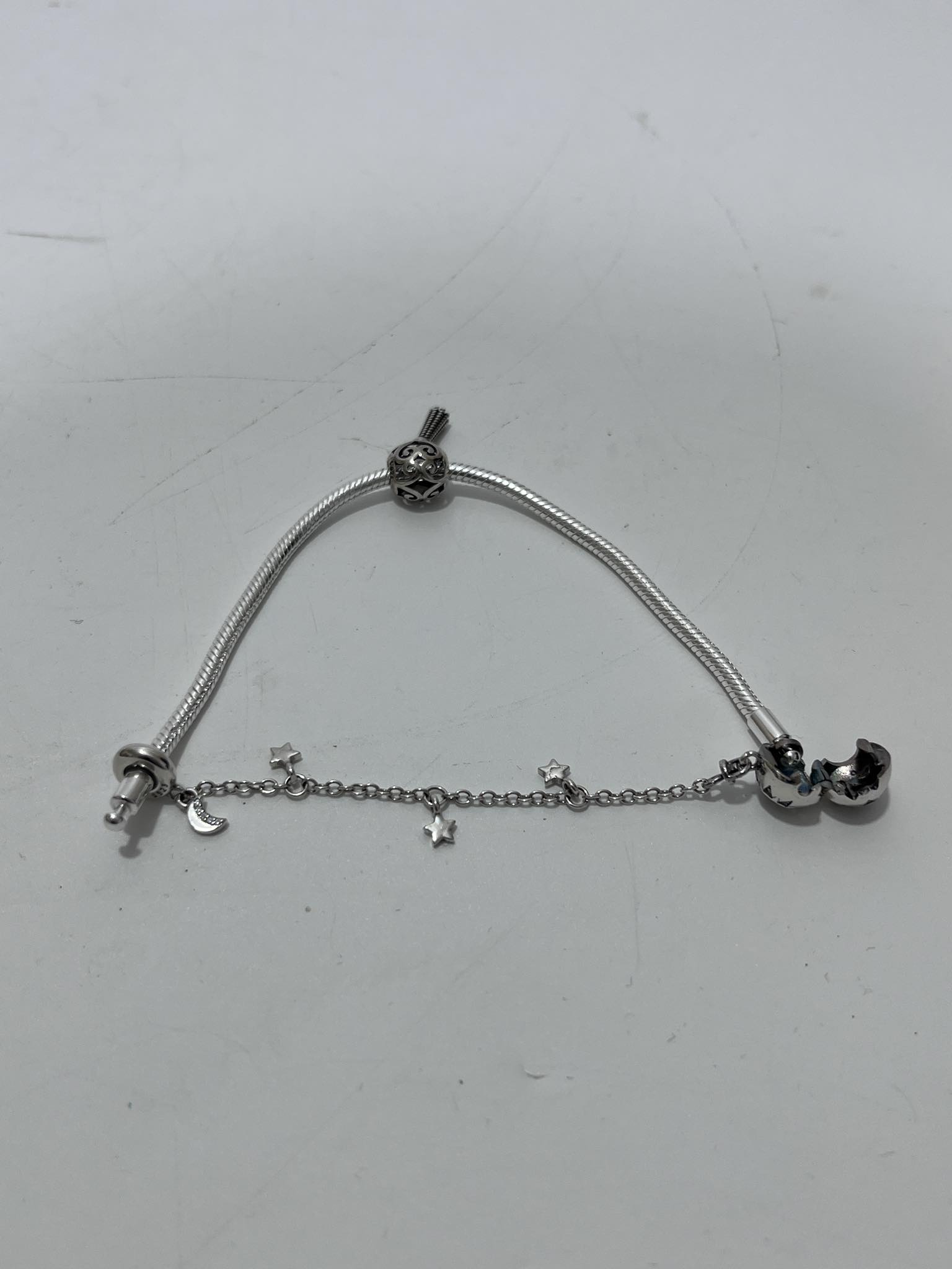 Pandora Model 925 Ayar Gümüş Bileklik 14,90 Gram Pandora Model 925 Ayar Gümüş Bileklik 14,90 Gram