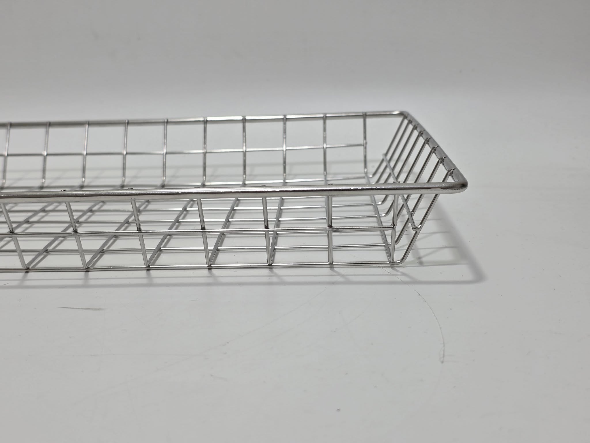 Paslanmaz Çelik Metal Sepet 49,5x25,5x4,5cm (1 Adet) Paslanmaz Çelik Metal Sepet 49,5x25,5x4,5cm (1 Adet)