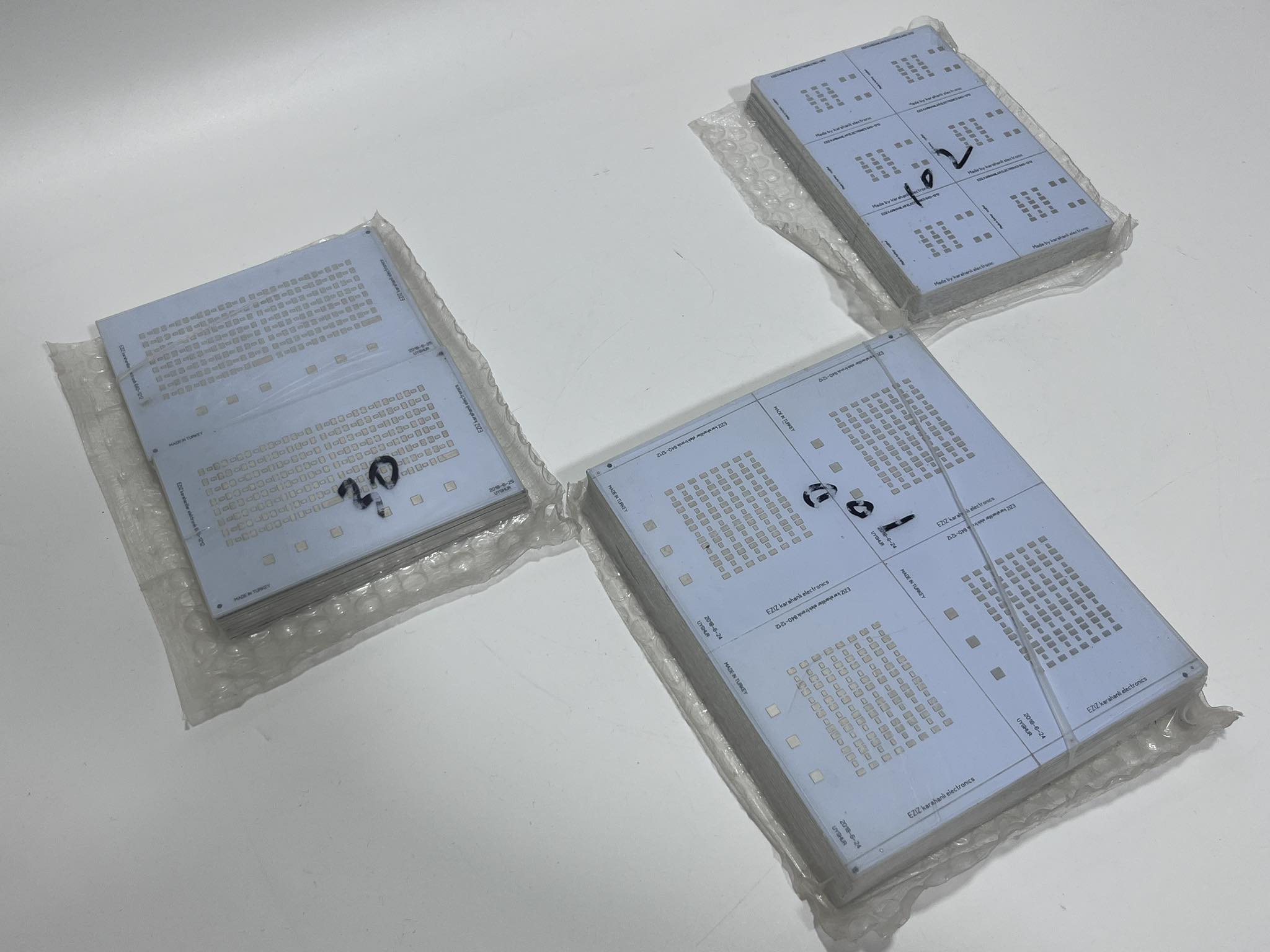 PCB Elektronik Devre Kartı 808 Adet PCB Elektronik Devre Kartı 808 Adet