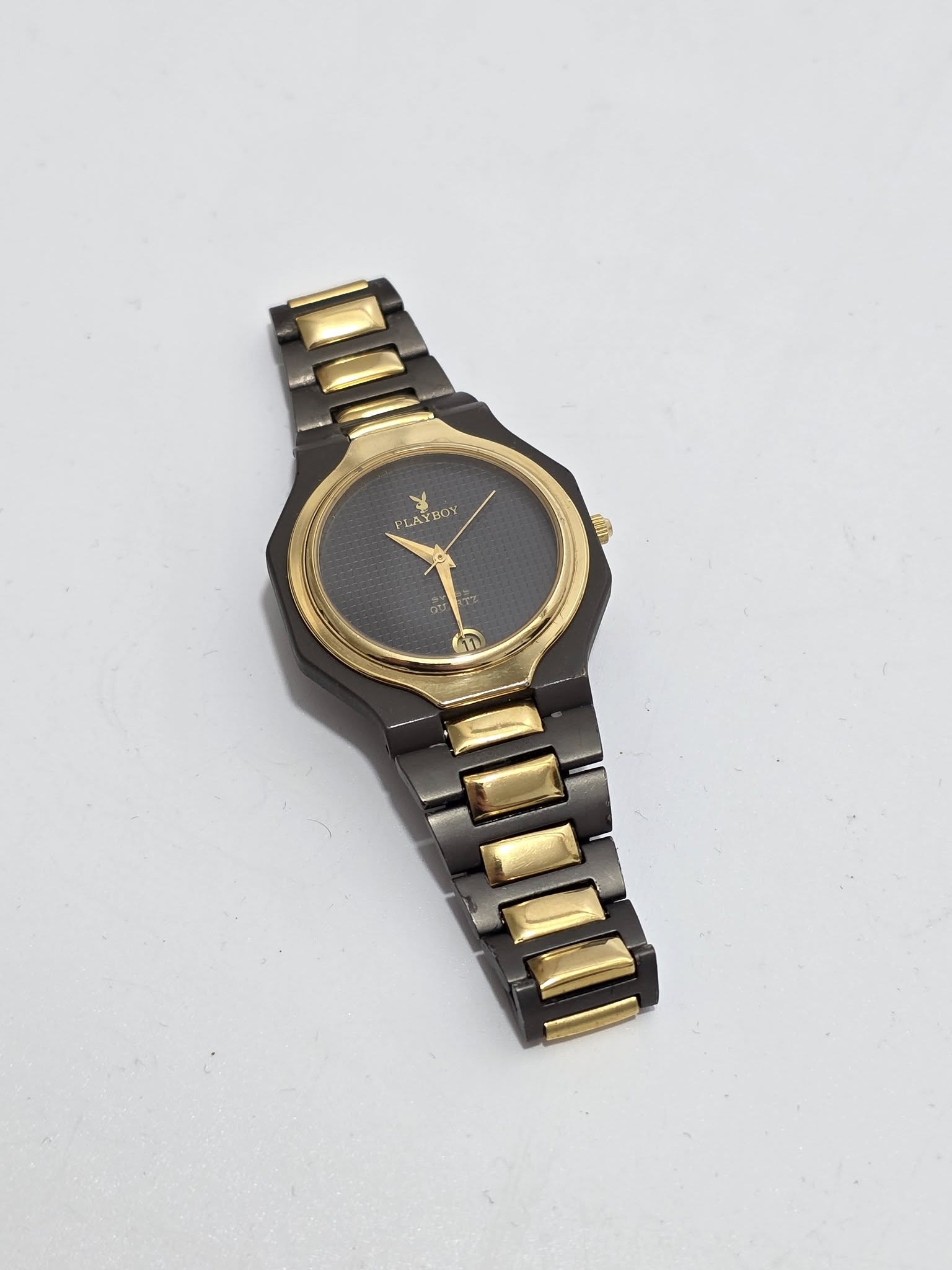 Playboy 33mm Sekizgen Kasa Çelik Kordon Kol Saati 2.El Playboy 33mm Sekizgen Kasa Çelik Kordon Kol Saati 2.El