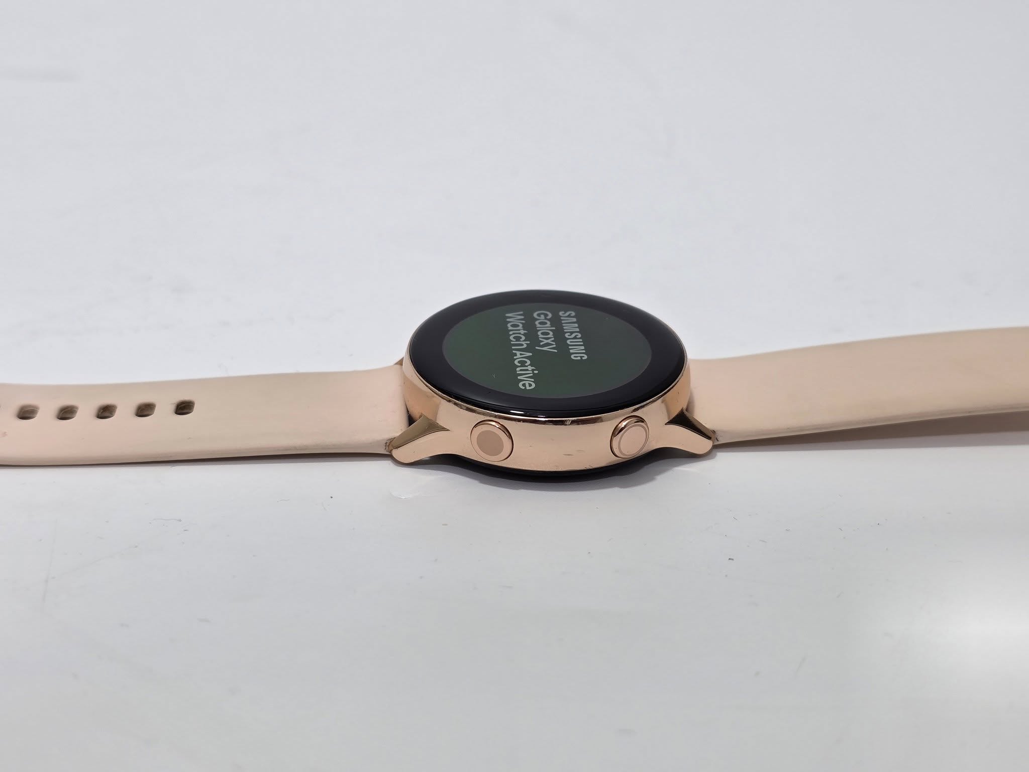 Samsung Galaxy Watch Active Akıllı kol Saati SM-R500 (W002) Samsung Galaxy Watch Active Akıllı kol Saati SM-R500 (W002)
