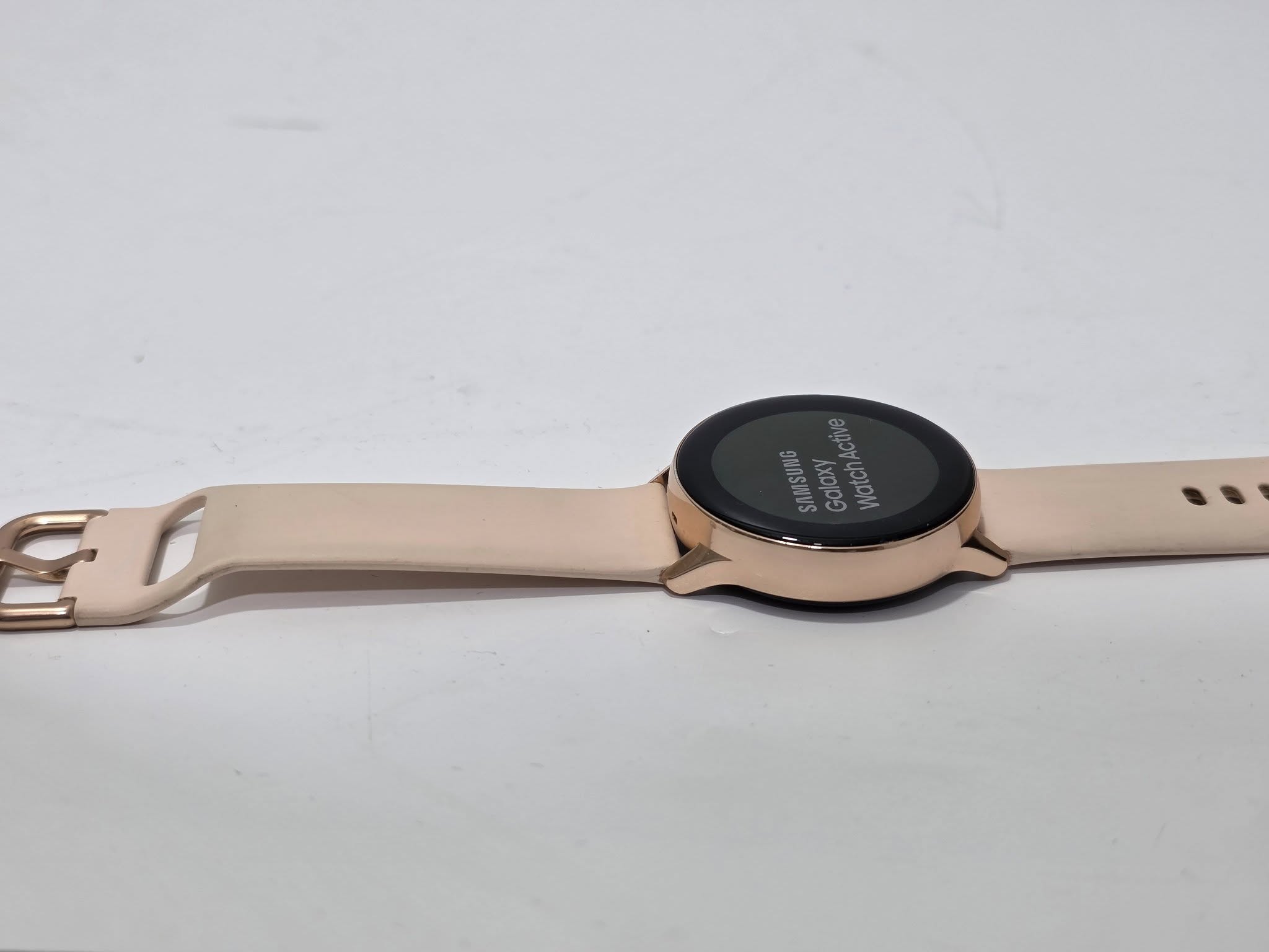 Samsung Galaxy Watch Active Akıllı kol Saati SM-R500 (W002) Samsung Galaxy Watch Active Akıllı kol Saati SM-R500 (W002)