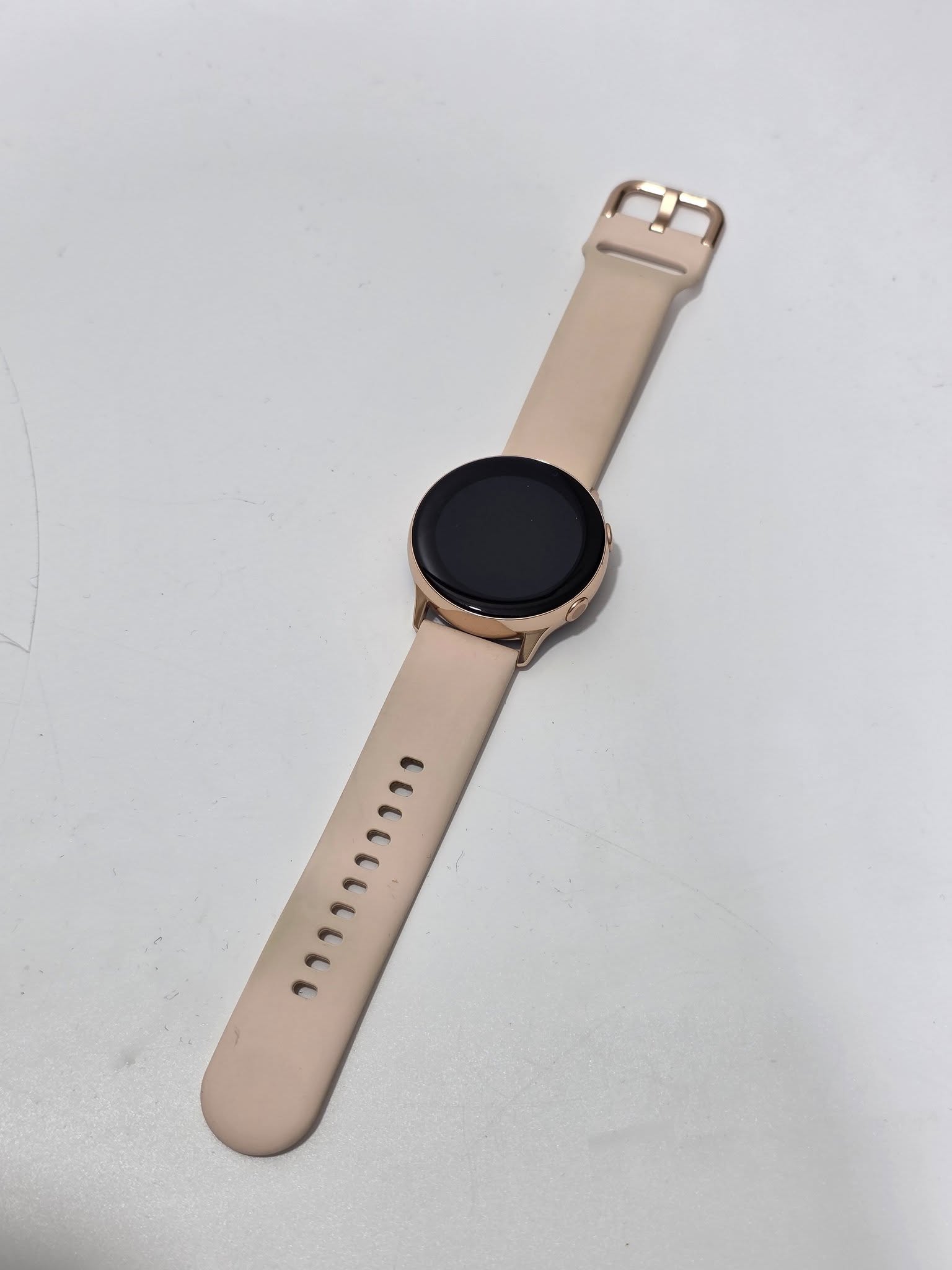 Samsung Galaxy Watch Active Akıllı kol Saati SM-R500 (W002) Samsung Galaxy Watch Active Akıllı kol Saati SM-R500 (W002)