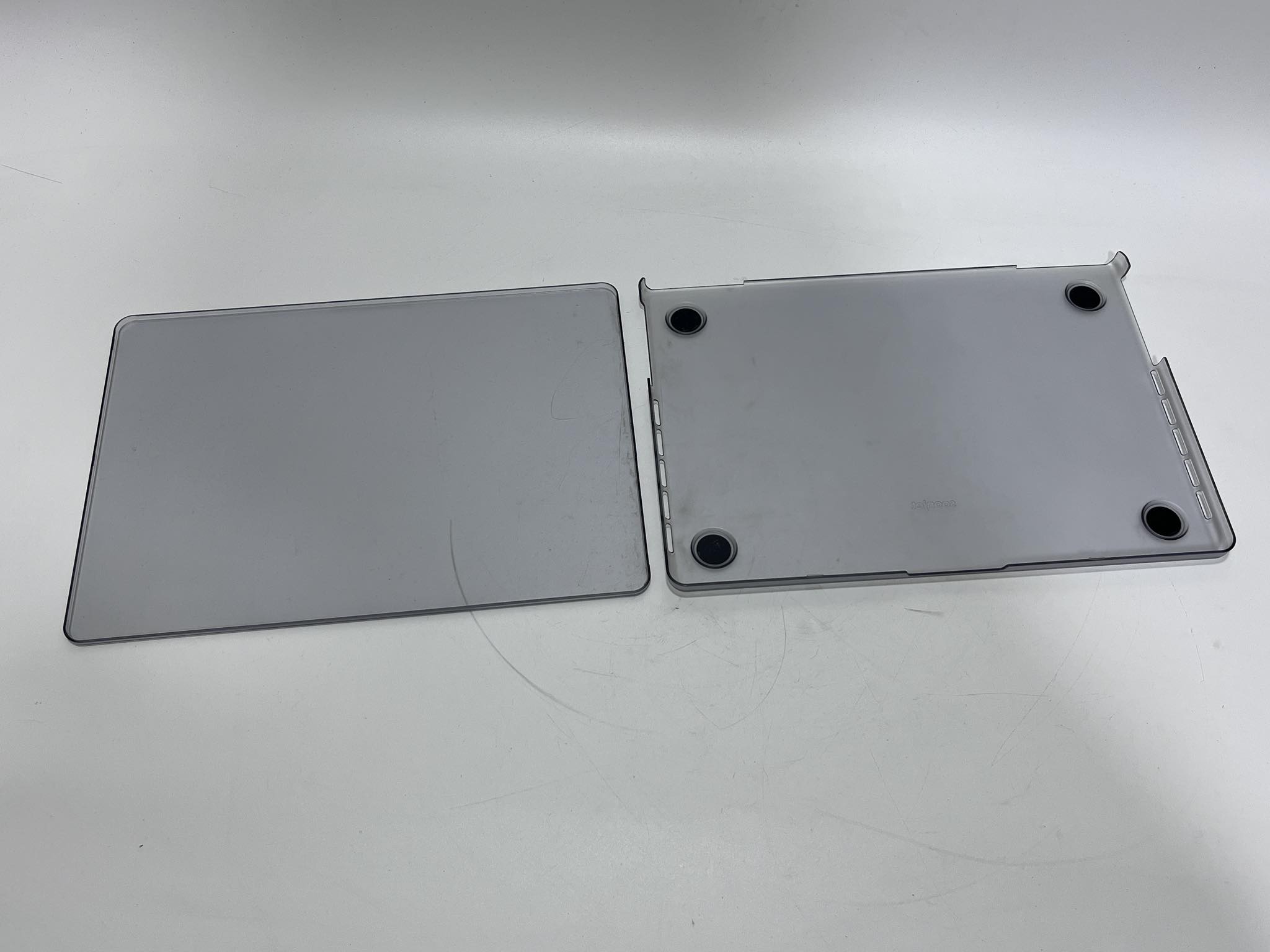 Soonjet Macbook Pro A2442 A2779 Uyumlu Mat Kılıf Soonjet Macbook Pro A2442 A2779 Uyumlu Mat Kılıf