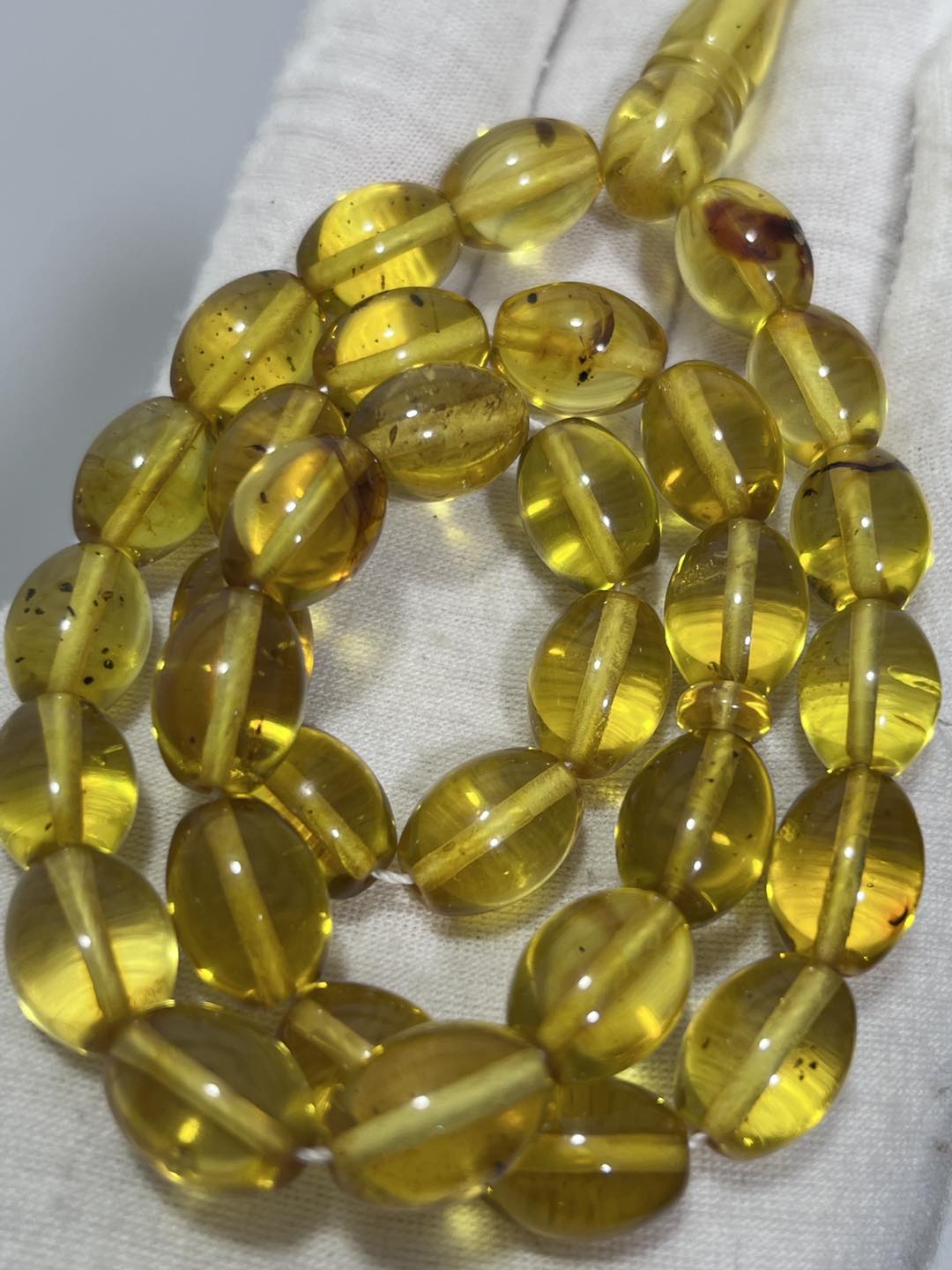 Su Damlası Fosilli Doğal Kaya Damla Kehribar Tesbih 25,45 Gram Su Damlası Fosilli Doğal Kaya Damla Kehribar Tesbih 25,45 Gram