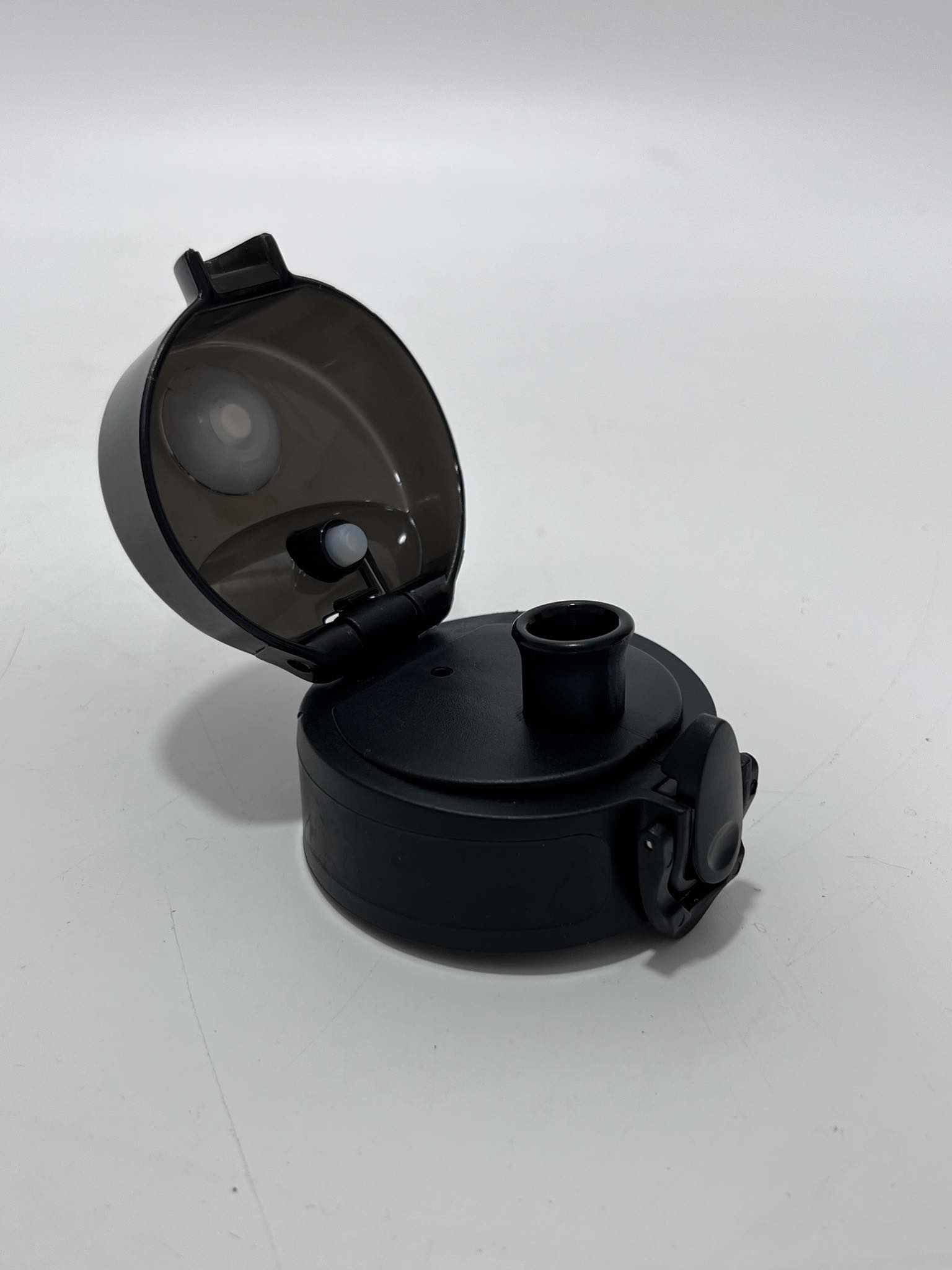 Su Matarası Yedek Kapağı 53mm Siyah Su Matarası Yedek Kapağı 53mm Siyah