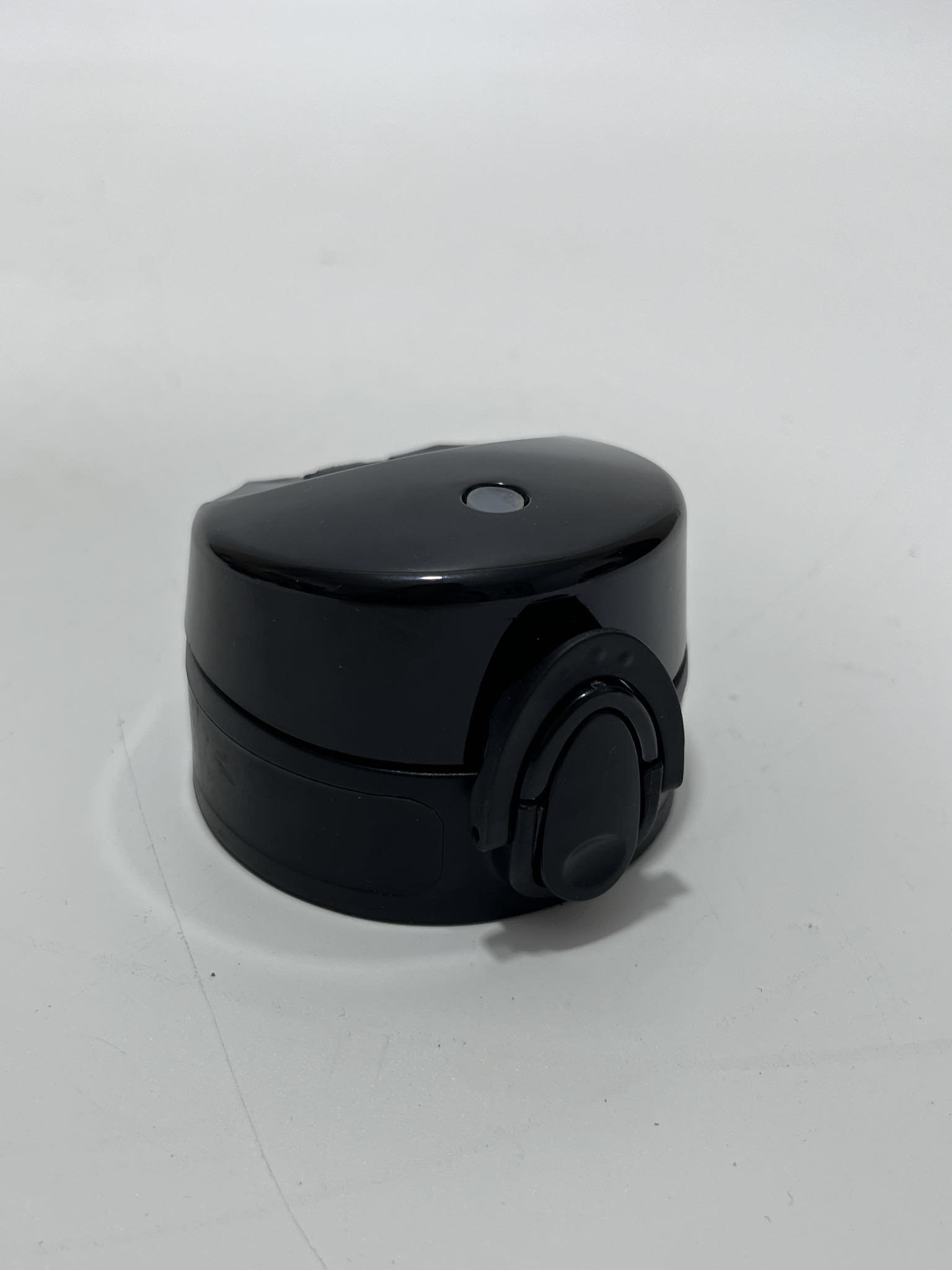 Su Matarası Yedek Kapağı 53mm Siyah Su Matarası Yedek Kapağı 53mm Siyah