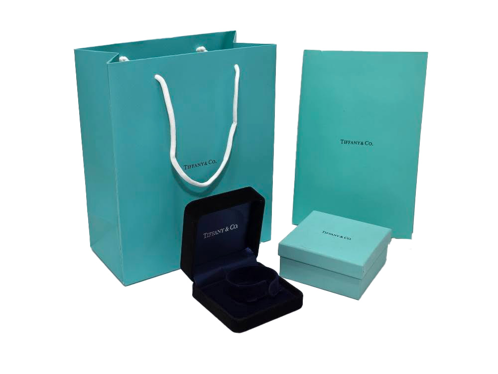 Tiffany Co Kadife Bileklik Kutusu (Çantalı) Tiffany Co Kadife Bileklik Kutusu (Çantalı)