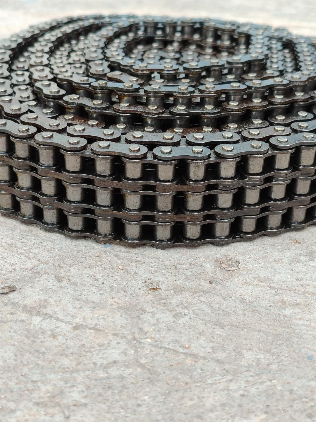 Tünkers 10000000015832 3 Sıra Rulmanlı Zincir 5 Metre Tünkers 10000000015832 3 Sıra Rulmanlı Zincir 5 Metre