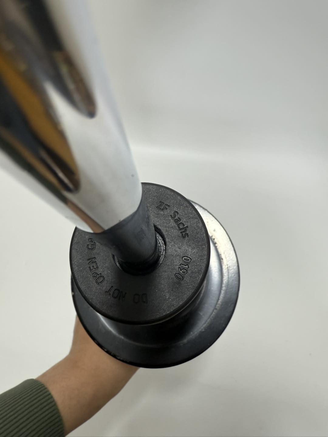 ZF Sachs 0190 Arka Amortisör 73 cm (1 Takım) ZF Sachs 0190 Arka Amortisör 73 cm (1 Takım)