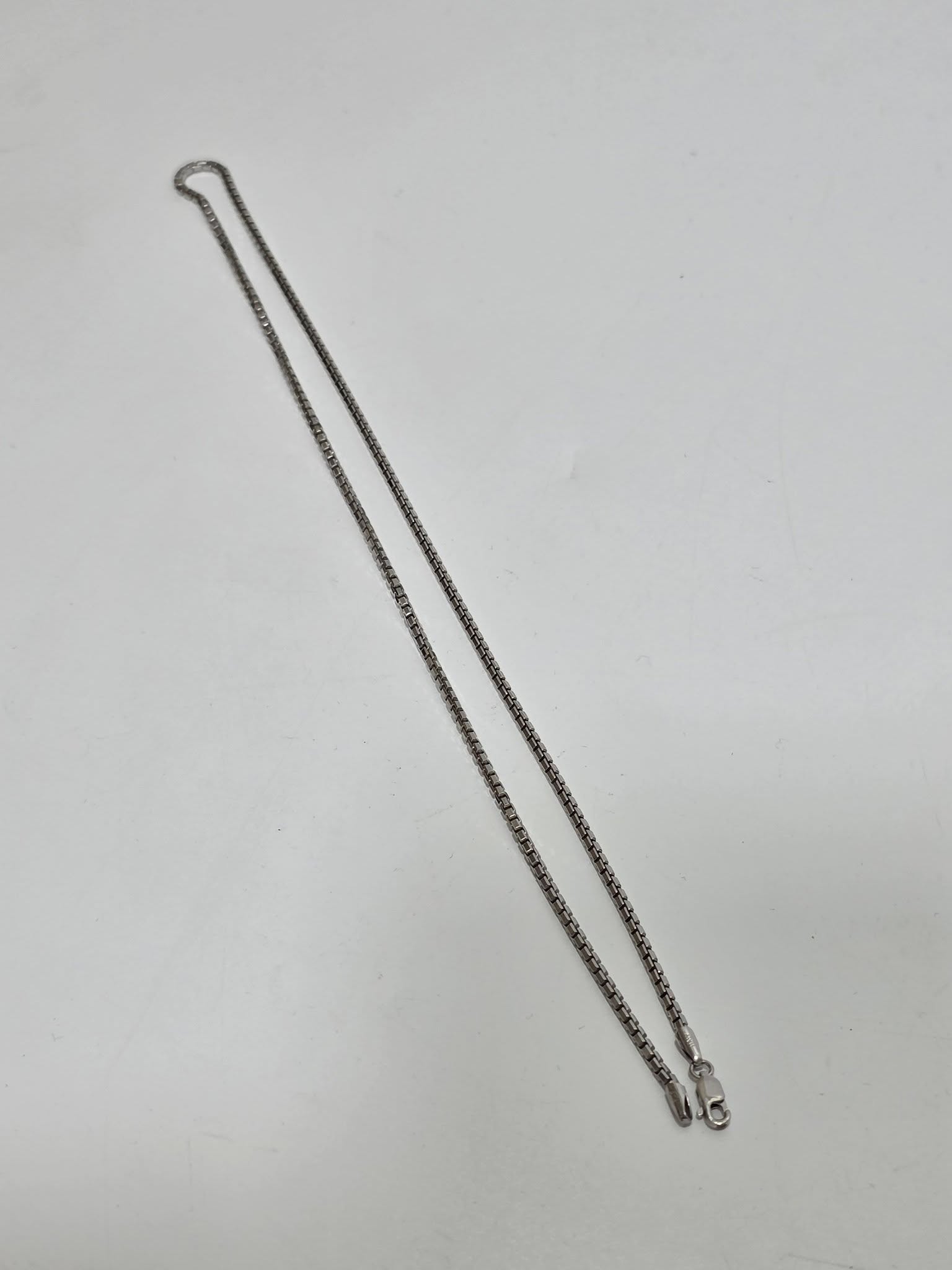 Zincir Motifli 925 Ayar Gümüş Kolye 2mm 15 Gram Zincir Motifli 925 Ayar Gümüş Kolye 2mm 15 Gram