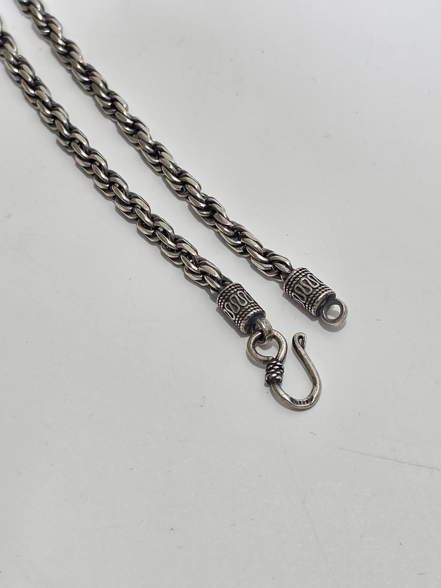 Zincir Motifli 925 Ayar Gümüş Kolye 4,5mm 45,05 Gram Zincir Motifli 925 Ayar Gümüş Kolye 4,5mm 45,05 Gram