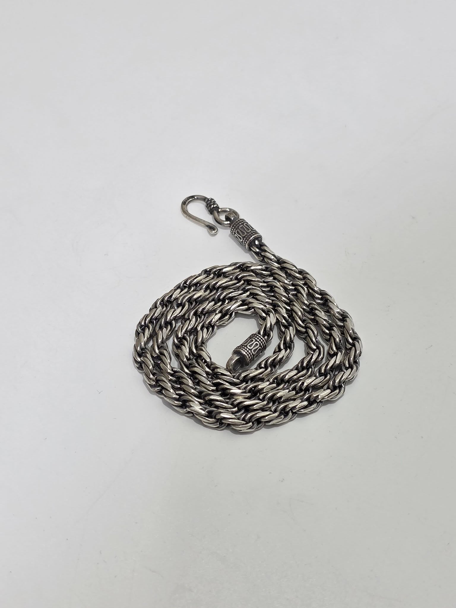 Zincir Motifli 925 Ayar Gümüş Kolye 4,5mm 45,05 Gram Zincir Motifli 925 Ayar Gümüş Kolye 4,5mm 45,05 Gram